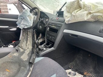 Rozprodám na díly Škoda Octavia II 1.9tdi 77kw TYP BLS - 3