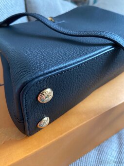 Černá kabelka Louis Vuitton Capucines BB - 3