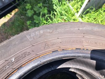 Nokian WR D4 Zimní pneu 205/60 R16 H - 3