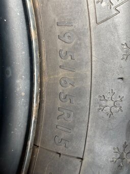 Zimní kompletní kola 6Jx15 ET47 + 195/65 R15 - 3