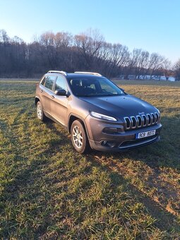 Jeep Cherokee zadní výztuha nárazníku - 3