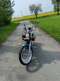 Suzuki Intruder 600 - 3
