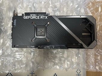 Prodám ASUS GeForce ROG STRIX RTX 3070 - 3