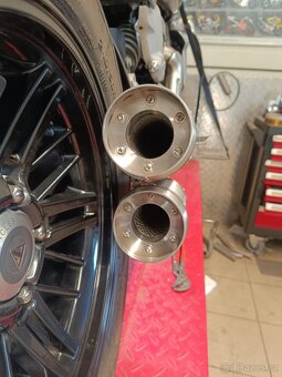 Laděné výfuky Triumph Rocket 3 - 3