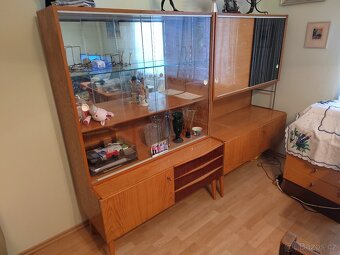 Prodej obývací stěna, šatní skříň - 3