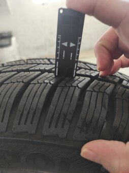 Pneu 195/65 R15 - 3