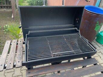 Velký grill/udírna Heckermann včetně příslušenství - 3