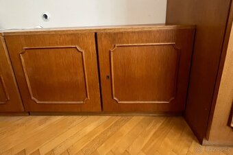Postele, skříň, šuplíky a skříňky - 3