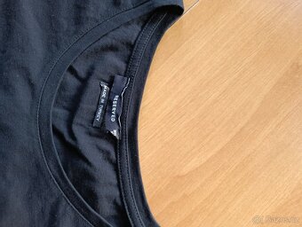 Krásné tričko Reserved vel.XS/S - 3