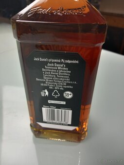 Jack Daniel's Kytara - 3