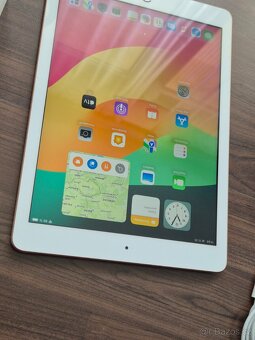 Apple iPad 6. generaci 32gb - 3