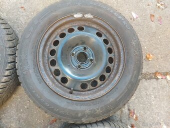 Zimní pneu 195/65 R15 - 3