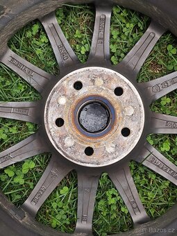 Alu kola R17 225/45 - 7.J x 17H - 3