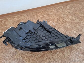 Předni levé světlo volvo V60 - 3