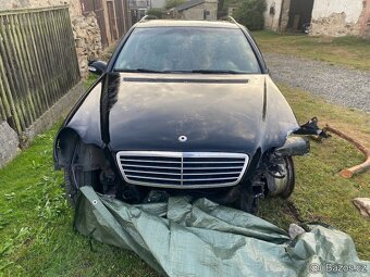 Mercedes Benz C w203 kombi díly - 3