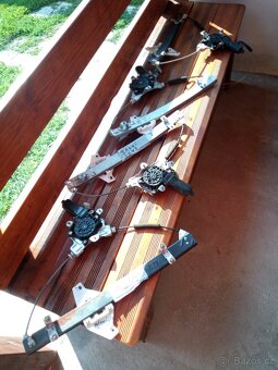 Přední stahovačka Hyundai Accent - 3