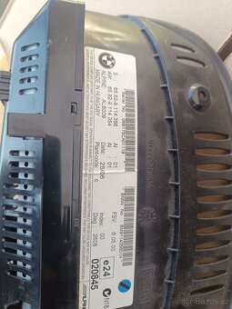Displej z BMW E61 - 3