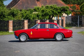 Alfa Romeo 1300 GT Junior - 3