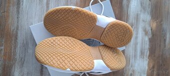Sportovní sálové boty ADIDAS - vel. 40 - 3