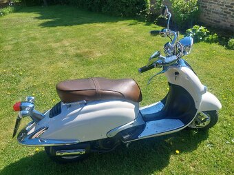Skútr retro Znen 125 - 3