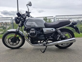 Moto Guzzi V7 Special - 3