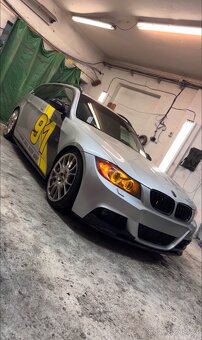 Podprahove lišty pro BMW E90 E91 E92 E93 - Černý Lesk - 3