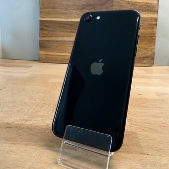 iPhone SE 2020 64GB, černý (12 měsíců záruka) - 3