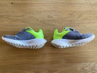 Tenisky Adidas velikost 28. Krásné - 3