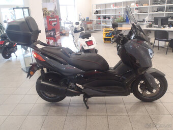 YAMAHA X-MAX 300 Tech Max - 3