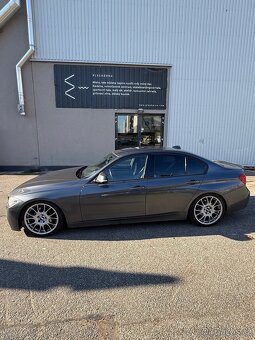 BMW 328i F30 2016 - 3