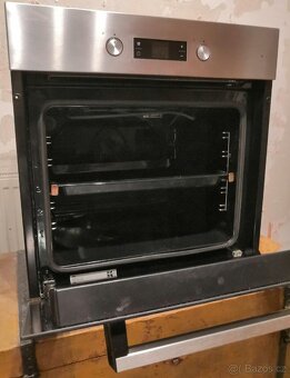 Vestavná trouba Beko 700kč - 3