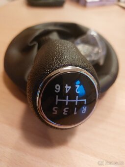 Nové hlavice řadící páky. - 3