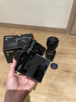 Sony A7 II + 2 objektivy a příslušenství - 3