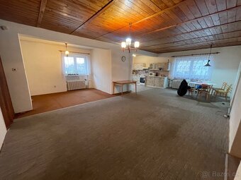 Prodej dvougeneračního domu 4+kk, 3+kk Olomouc, Nemilany - 3