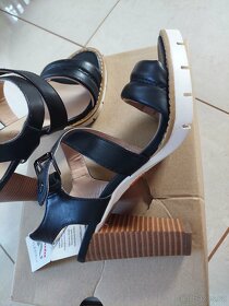 Střevíčky vel. 37 Baťa - 3