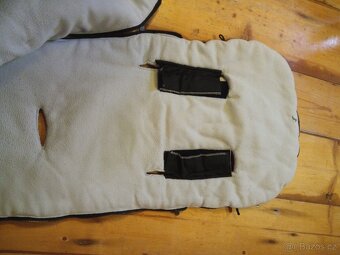 Fusak do autosedačky na 5ti-bodovy pás - 3