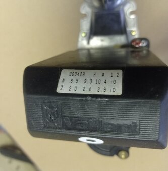 NOVÁ plynová armatura VK VAILLANT 180/1 - 3