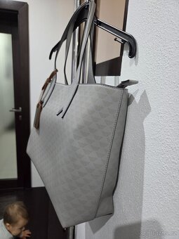 Seda kabelka Armani - 3
