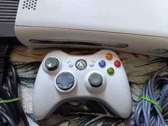 Microsoft Xbox 360 Arcade + Hry - 3