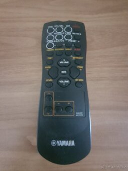 Yamaha HTR-5930 - 3