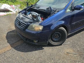 Volkswagen Touran - 3