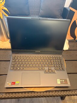 Herní notebook Lenovo Legion - 3