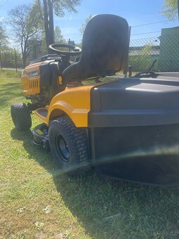 Zahradní traktor CubCadet LT2 (DEMO) - 3