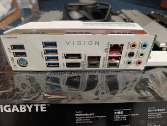 GIGABYTE Z590 VISION G, + CPU Intel i5-11400 - 3