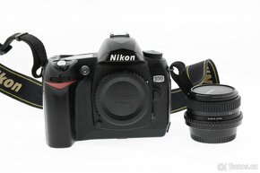 Zrcadlovka Nikon D70 + 28mm - 3