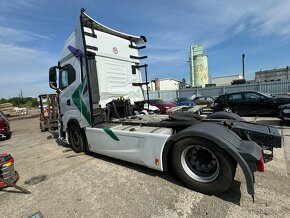 Iveco AS440ST/P rv: 2021/10 353kw Havarované - 3