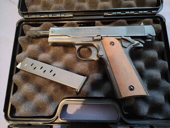 Expanzní Colt 1911 - 3