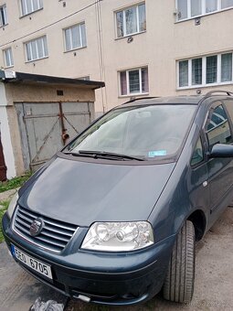 Seat Alhambra 2005 facelit - 3