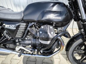 Moto Guzzi V 7 - 3