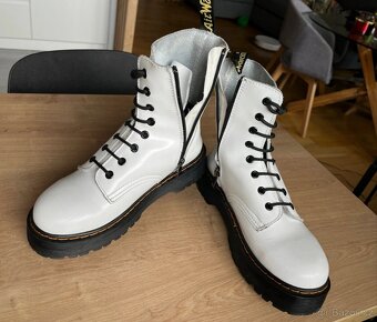 Dámské boty orig.Dr.Martens Jadon vel.41 - 3
